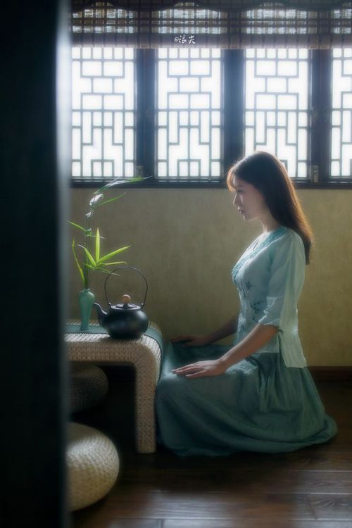 高尔的突破与配合展现袋鼠队日益成熟的进攻体系